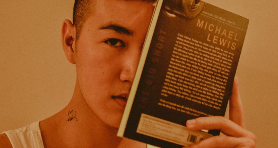 celebrity reading biography book